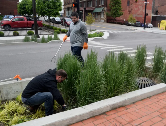 Leadership Wheeling Spruces Up Downtown